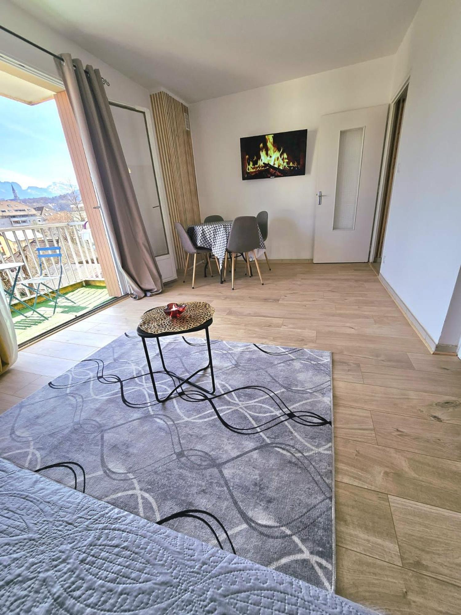 Paradise Apartment Near Downtown Lake & Free Parking - Local Bike Άννεσι Εξωτερικό φωτογραφία